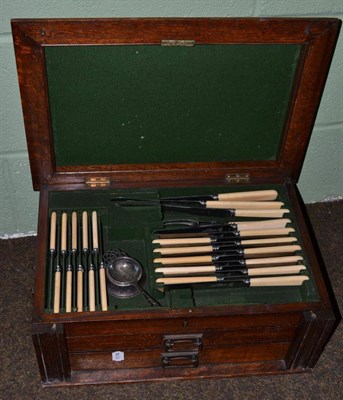 Lot 244 - A canteen of cutlery