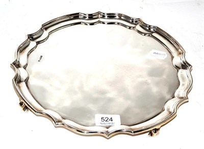 Lot 524 - A silver salver