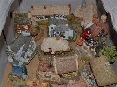 Lot 1001 - Lilliput lane models (in three boxes)