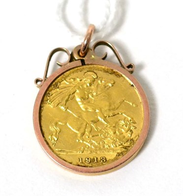 Lot 84 - A 1913 half sovereign loose mount as a pendant