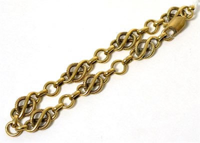 Lot 86 - A 9ct gold fancy link bracelet