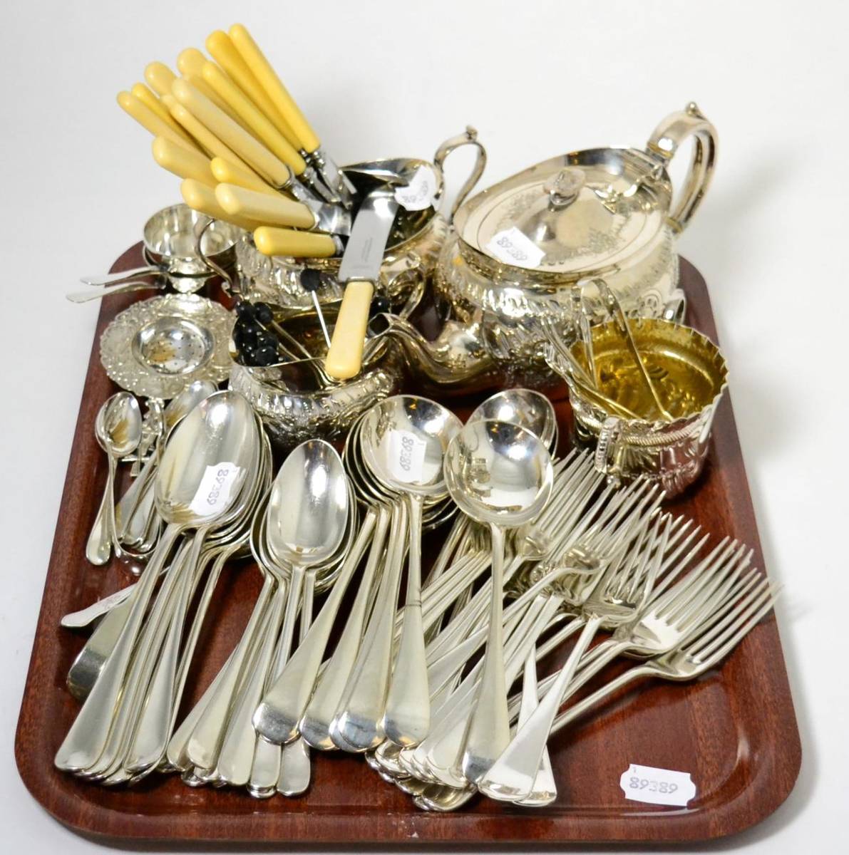 Lot 148 A set of twelve silver coffee bean spoons; a