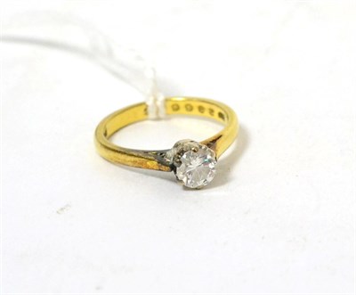 Lot 396 - An 18ct gold and diamond solitaire ring, the brilliant cut stone approximately 0.50 carat