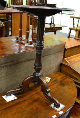 Lot 1201 - A George III oak tripod table