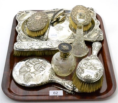 Lot 62 - Assorted silver dressing table items including glass flask with silver and tortoiseshell cover