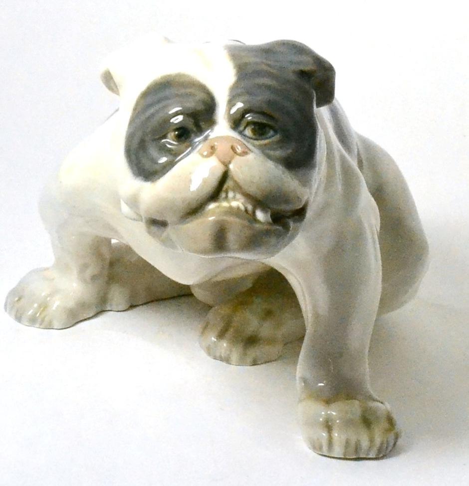 Lot 71 - A large Royal Copenhagen model of a bulldog