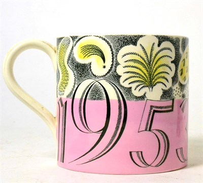 Lot 113 - A Wedgwood 1953 mug from the design by Eric Ravilious