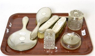 Lot 347 - Assorted silver mounted dressing table wares