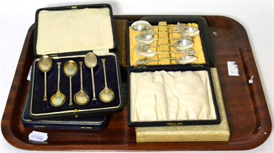 Lot 355 - Six cased sets of silver teaspoons