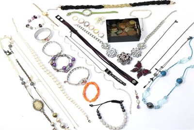 Lot 403 - Quantity of assorted costume jewellery, dress watches, gold rings