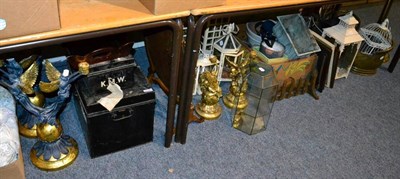 Lot 1022 - A copper twin handled preserve pan, a copper planter, two brass examples, coal bucket, together...