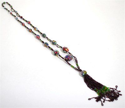 Lot 264 - A glass tassel bead necklace