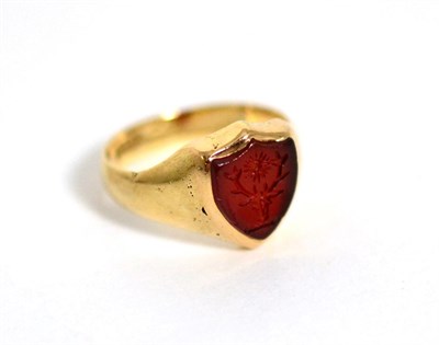 Lot 385 - A cornelian intaglio ring