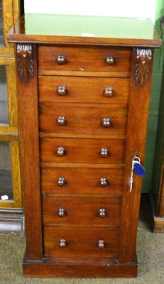 Lot 1253 - A Victorian mahogany Wellington chest, seven drawers, lockable and key