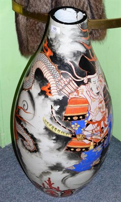 Lot 65 - A large Japanese porcelain vase decorated with dragons and figures (a.f.)