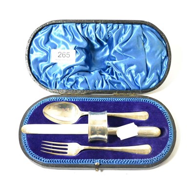 Lot 265 - A silver Christening set, cased