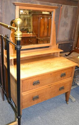 Lot 1137 - An Arts & Crafts dressing table