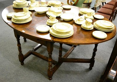 Lot 1293 - A Titchmarsh & Goodwin gateleg dining table