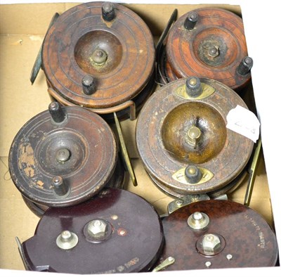 Lot 128 - Six Centrepin Reels, comprising four wooden Nottingham reels and two Allcocks bakelite...