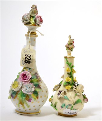 Lot 254 - A Staffordshire scent bottle and stopper and a Bloor Derby scent bottle and stopper, (a.f.)...