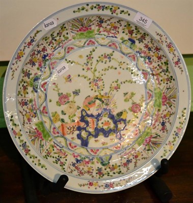 Lot 345 - A late 19th/early 20th century Chinese famille rose charger decorated with birds amongst foliage to