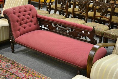 Lot 1267 - A late 19th/early 20th century mahogany chaise longue