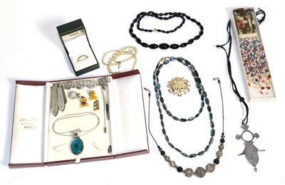 Lot 66 - Various jewellery and bijouterie including a silver pendant; two glass beadwork necklaces; a 9...