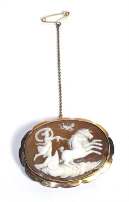 Lot 95 - A cameo brooch, Chariot and Horses