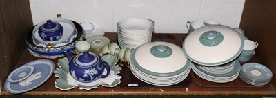 Lot 151 - Quantity of mixed ceramics including tea wares, Royal Doulton Spindrift service, Jasper ware etc