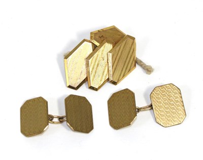 Lot 232 - Two pairs of 9 carat gold cufflinks