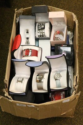 Lot 418 - A large quantity of modern wristwatches and costume jewellery