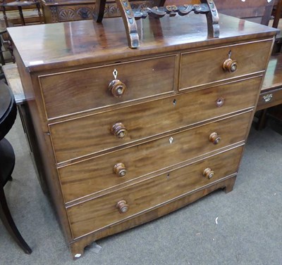 Lot 621 - A George III mahogany four height chest of drawers