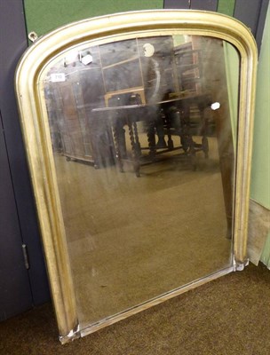 Lot 710 - A Victorian over mantle mirror with gilt moulded frame