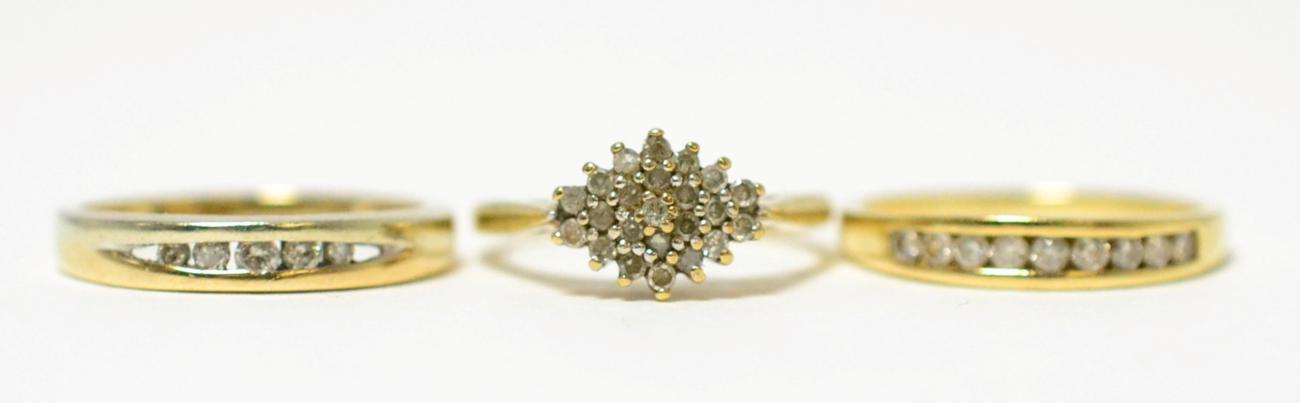 Lot 81 - A 9ct gold diamond half hoop ring, total estimated diamond weight 0.25ct approximately, finger size