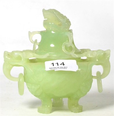 Lot 114 - A Chinese carved jade censer and cover, 20th century
