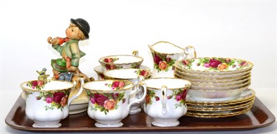 Lot 132 - A group including Royal Albert Old Country Roses, Royal Worcester plate, Goebel figures etc