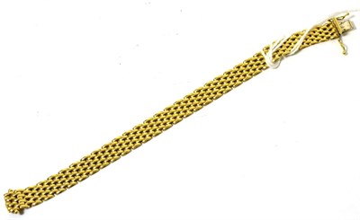 Lot 301 - An 18ct gold bracelet