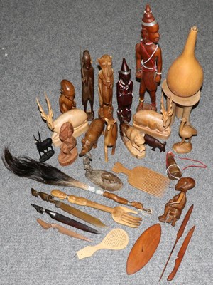 Lot 1057 - A quantity of assorted carved ornaments/carvings