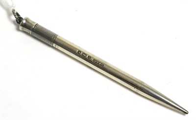 Lot 282 - A Sampson Mordan silver pencil