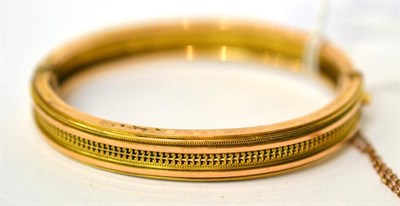 Lot 72 - A Victorian bangle, probably 9ct