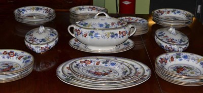 Lot 488 - A Davenport dinner service