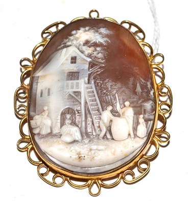 Lot 509 - A 19th century cameo of a pastoral scene