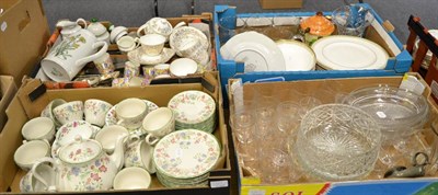 Lot 1003 - A quantity of miscellaneous items including a part Royal Doulton dinner service, glass, tea...