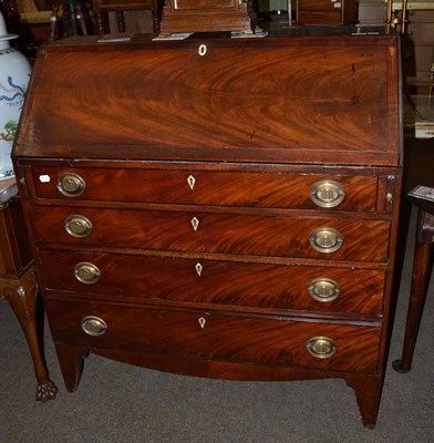 Lot 1286 - George III mahogany bureau