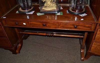 Lot 1302 - A Victorian mahogany library table