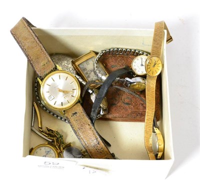 Lot 59 - A gents 9ct gold rectangular wristwatch, a lady's 9ct gold bracelet wristwatch, lady's 9ct gold...
