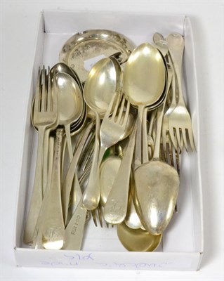 Lot 77 - A group of silver flatware