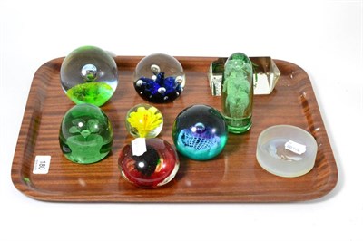 Lot 180 - Collection of glass paperweights and dumps, together with a Lalique style dish (9)