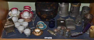 Lot 93 - Pewter mugs, glass cased scent bottle, an Elkington plated tea caddy, a pair of pewter flasks and a