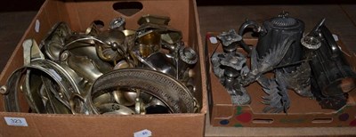 Lot 323 - Two boxes of assorted plated wares